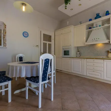 Apartmán Petrinovic C