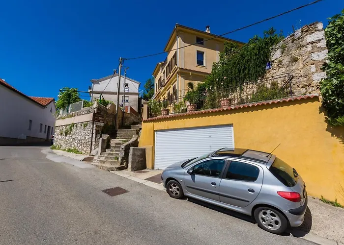 Apartment Petrinovic C *