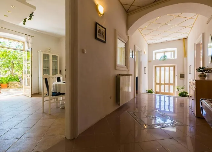 Petrinovic C Διαμέρισμα