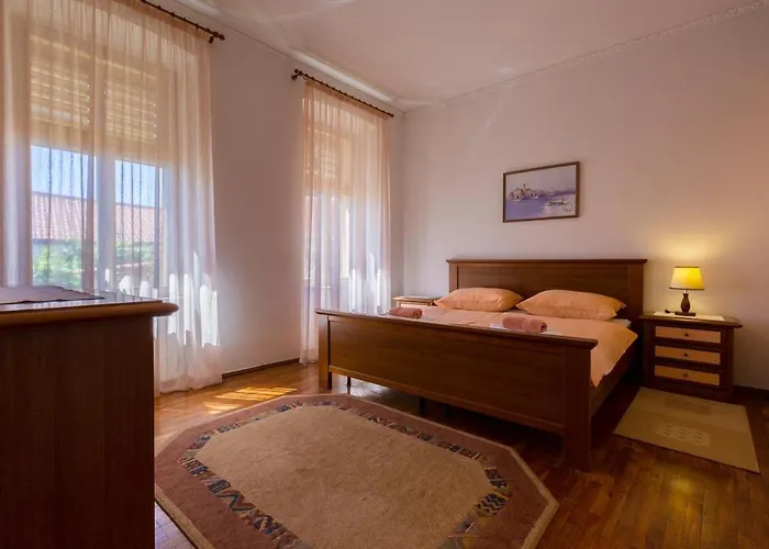 Διαμέρισμα Petrinovic C